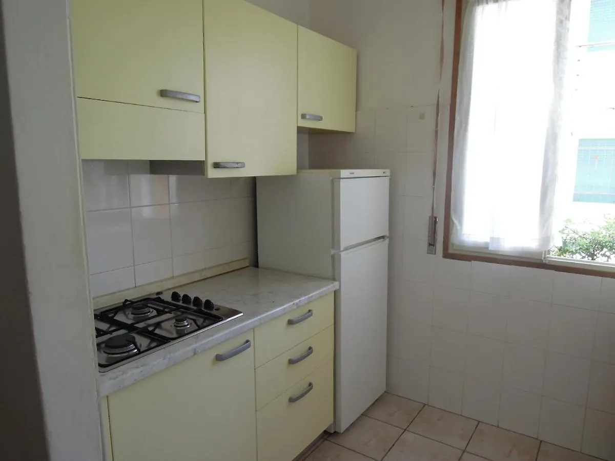 Flat In A Great Location For 8 Guests - Beahost Apartment Bibione