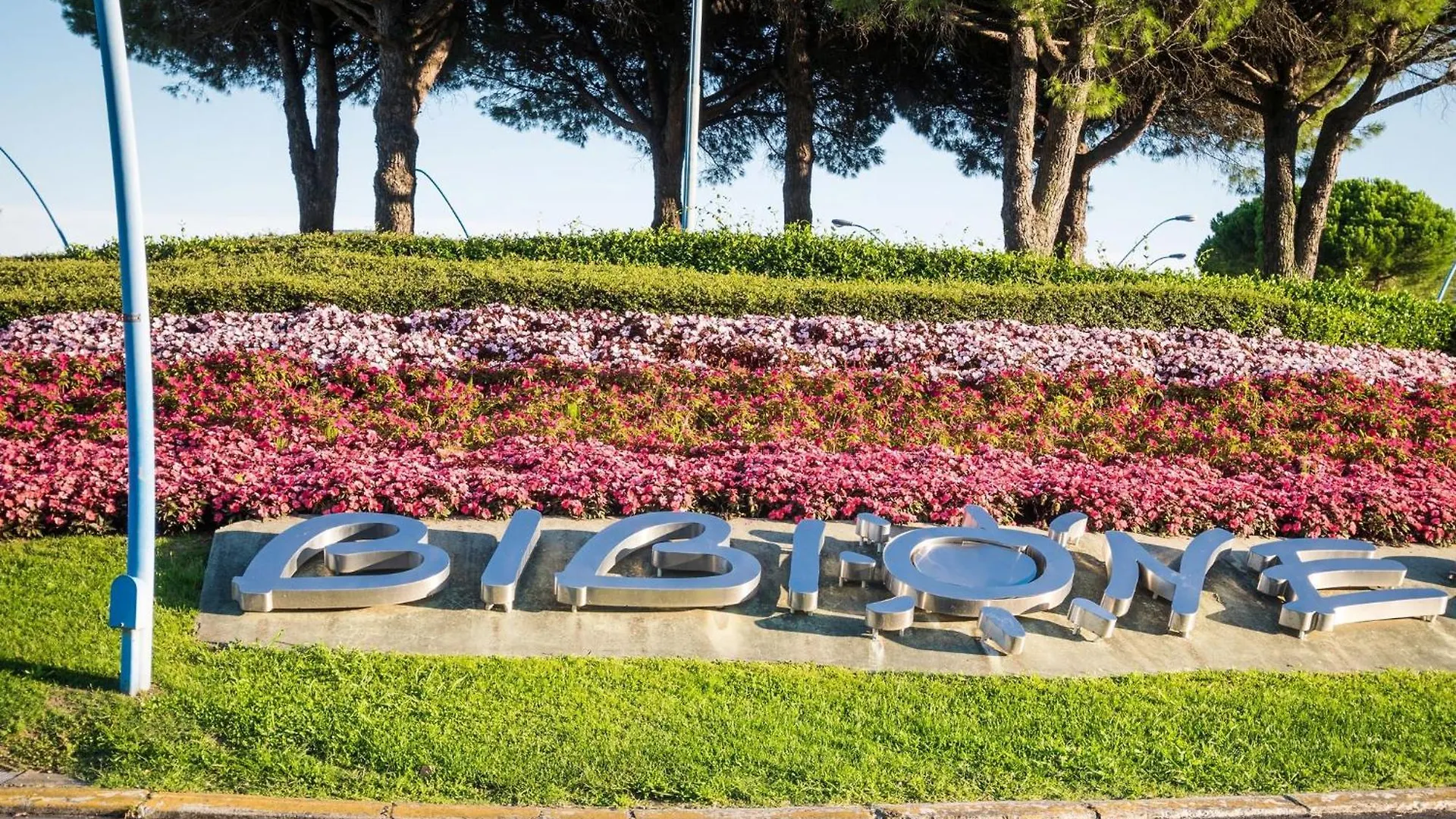 Flat In A Great Location For 8 Guests - Beahost Apartment Bibione 0*,  Italy